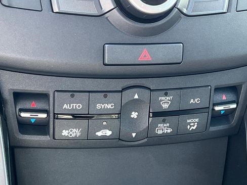 Used 2013 Acura TSX Sedan FWD image 22