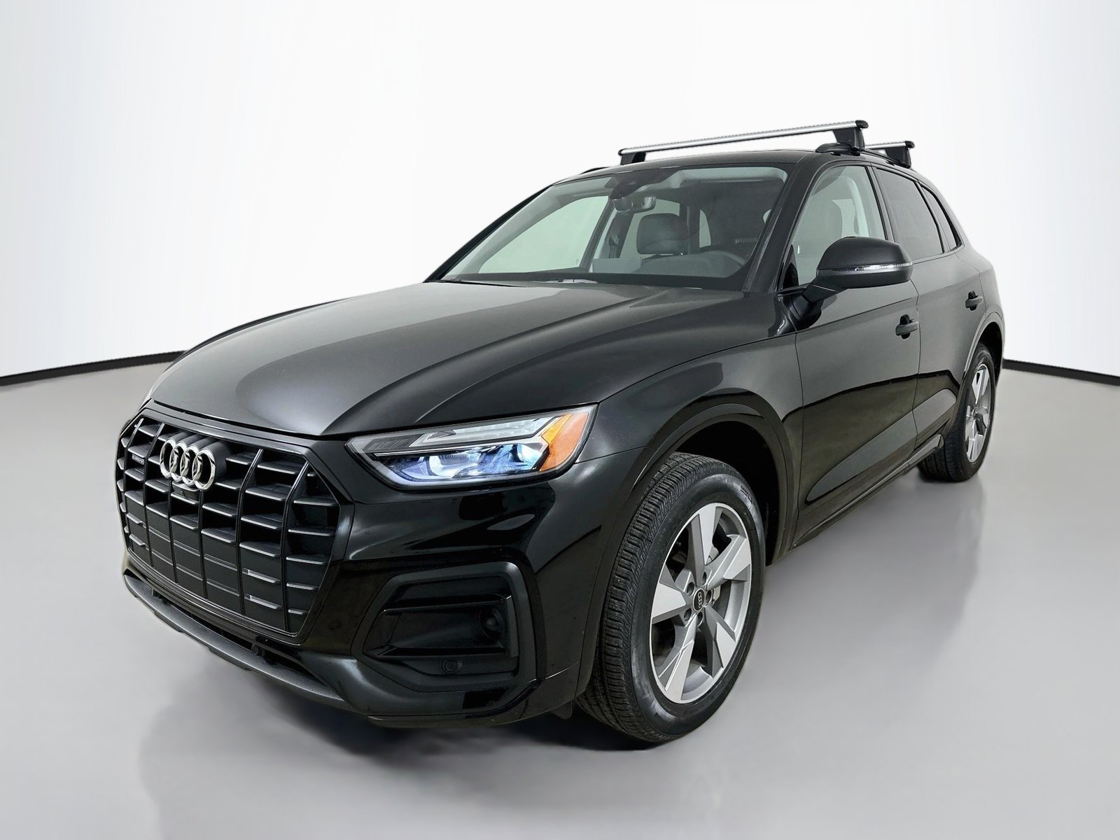 Used 2025 Audi Q5 2.0T Premium Plus AWD/4WD image 1