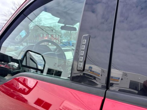 Used 2022 Ford F250 XLT w/ XLT Premium Package image 11