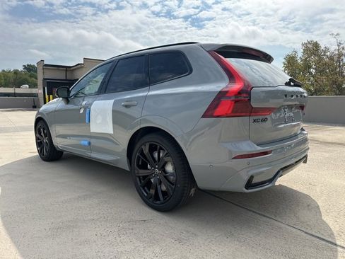 New 2026 Volvo XC60 B5 Ultra w/ Climate Package image 5