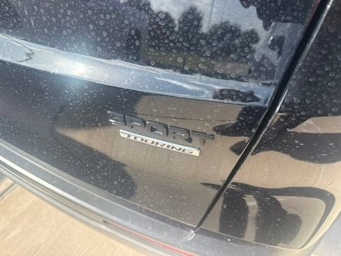 Used 2024 Honda CR-V Sport Touring image 4