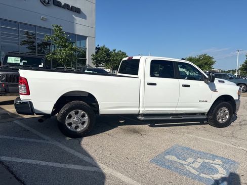Used 2024 RAM 3500 Big Horn AWD/4WD image 27