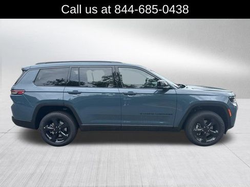 New 2026 Jeep Grand Cherokee L Limited AWD/4WD image 4