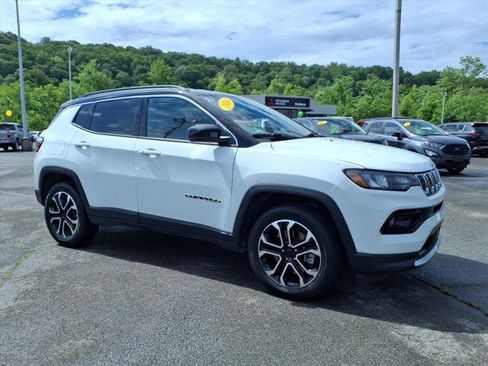 Used 2024 Jeep Compass Limited AWD/4WD image 13