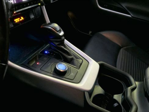 Used 2019 Toyota RAV4 XSE image 16