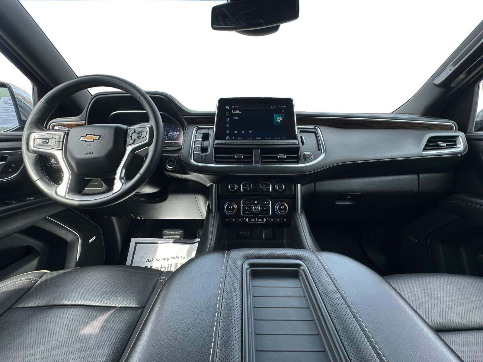 Used 2024 Chevrolet Suburban Premier AWD/4WD image 14