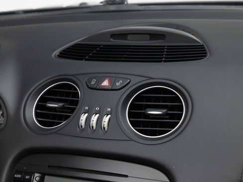 Used 2005 Mercedes-Benz SL 65 AMG image 38
