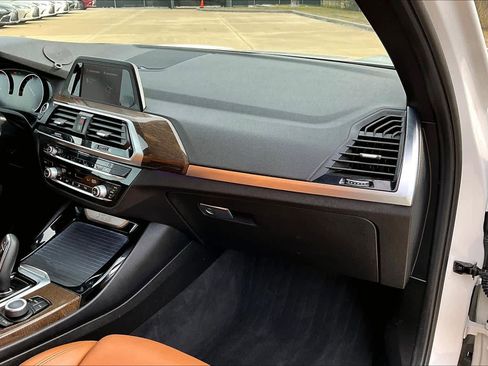 Used 2019 BMW X3 sDrive30i w/ Driving Assistance Package image 18