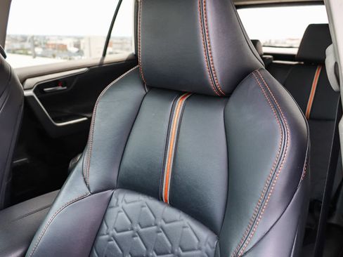 Used 2024 Toyota RAV4 Adventure image 27