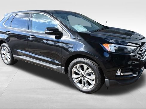 Used 2024 Ford Edge Titanium AWD/4WD image 11