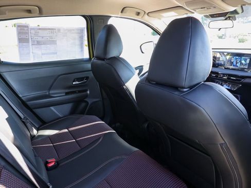 New 2026 Nissan Kicks SR image 17