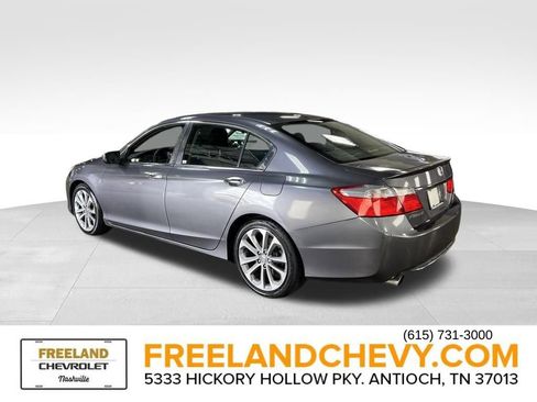 Used 2014 Honda Accord Sport image 4