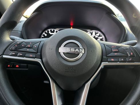 Used 2025 Nissan Sentra SV image 25