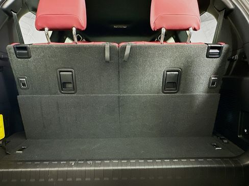 Used 2021 Lexus GX 460 Premium w/ Premium Package image 32