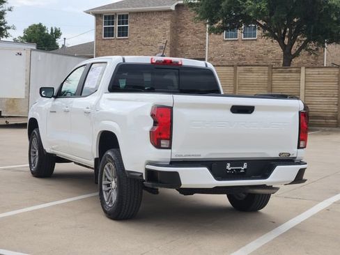 Used 2024 Chevrolet Colorado LT w/ LT Convenience Package II RWD image 3