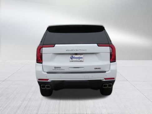 New 2026 GMC Yukon Denali w/ LPO, Floor Liner Package image 4