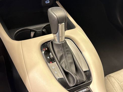 Certified 2025 Honda HR-V LX image 26