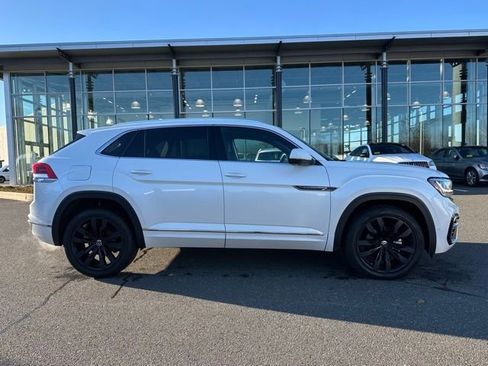 Used 2023 Volkswagen Atlas Cross Sport SEL Premium R-Line image 8
