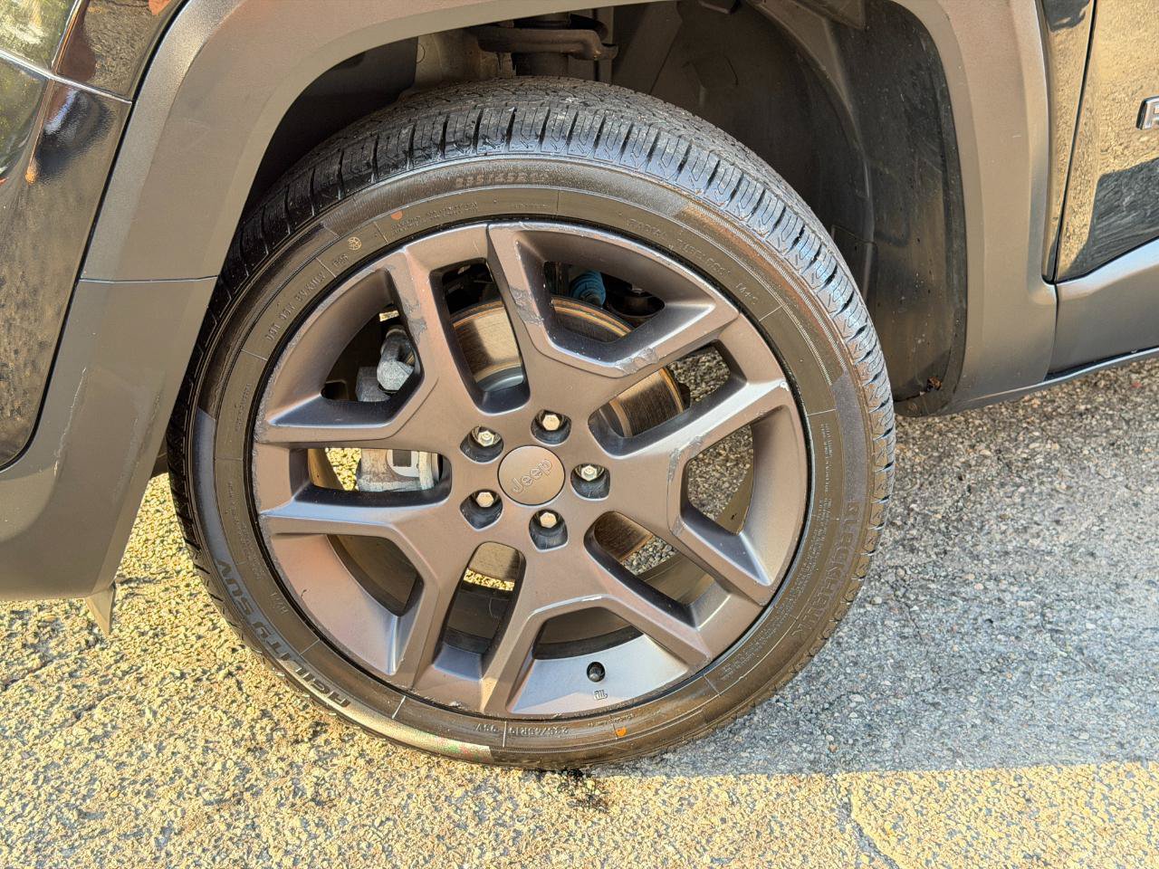 Used 2021 Jeep Renegade Latitude AWD/4WD image 74