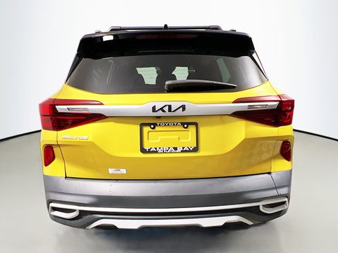 Used 2022 Kia Seltos S image 6