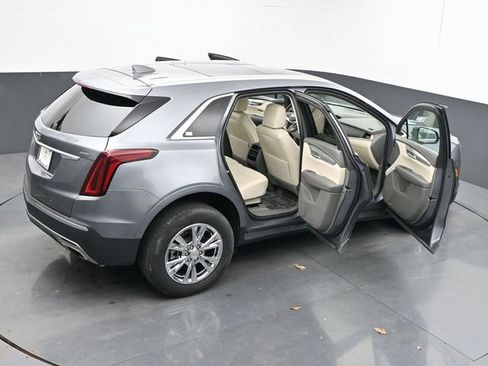 Used 2021 Cadillac XT5 Premium Luxury w/ LPO, Floor Liner Package AWD/4WD image 68