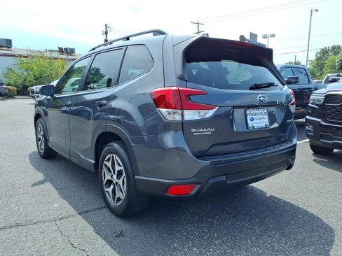 Used 2020 Subaru Forester Premium AWD/4WD image 22