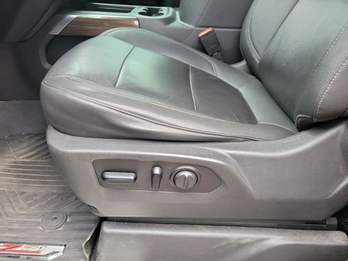 Used 2021 Chevrolet Silverado 1500 LT Trail Boss w/ Convenience Package II AWD/4WD image 5