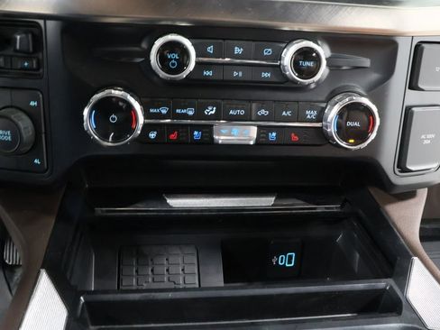 Used 2024 Ford F350 King Ranch AWD/4WD image 11