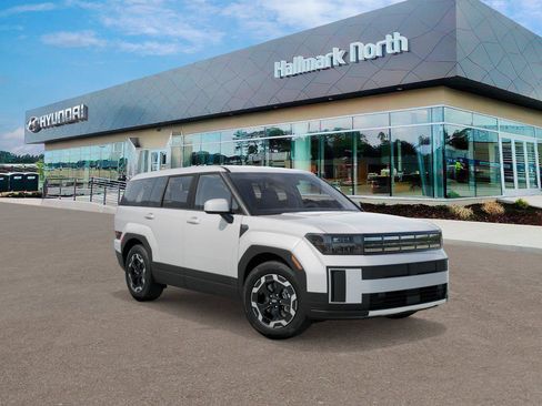 New 2026 Hyundai Santa Fe SE image 2