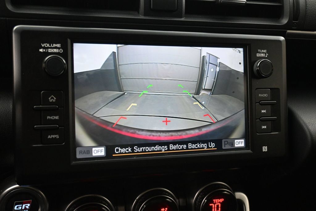 Used 2023 Toyota GR86 RWD image 9