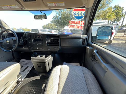 Used 2023 Chevrolet Express 3500 LS image 36
