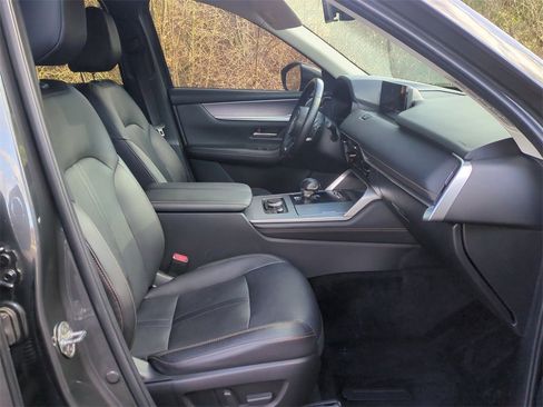 Certified 2024 MAZDA CX-90 3.3 Turbo w/ Preferred Package image 29