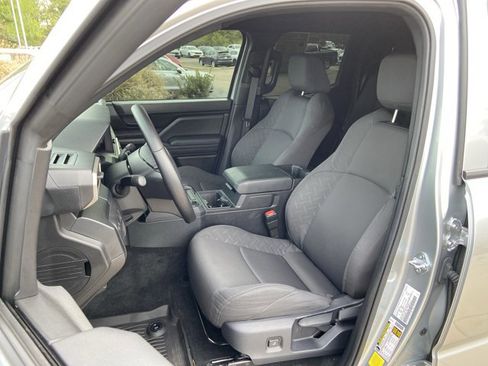 Used 2025 Toyota Tacoma SR image 18