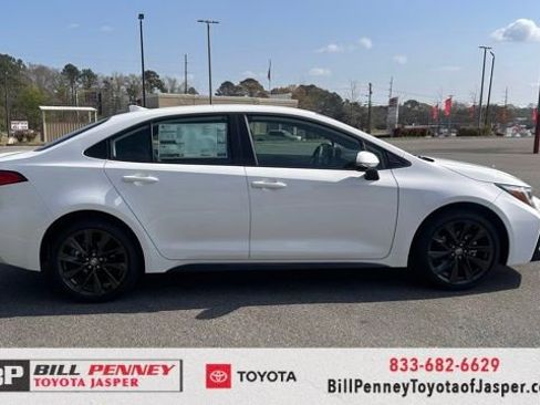 New 2026 Toyota Corolla SE image 6