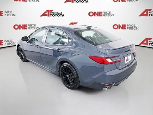 Certified 2025 Toyota Camry SE FWD image 6