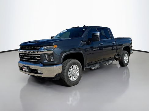 Used 2020 Chevrolet Silverado 3500 LTZ w/ LTZ Plus Package AWD/4WD image 3