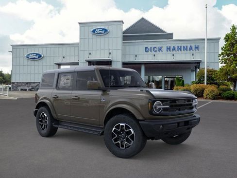 New 2025 Ford Bronco Outer Banks image 8