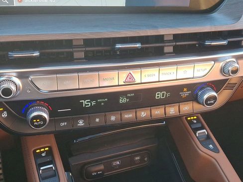 Used 2024 Kia Telluride SX Prestige X-Line image 22