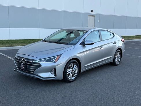 Used 2020 Hyundai Elantra SEL image 9