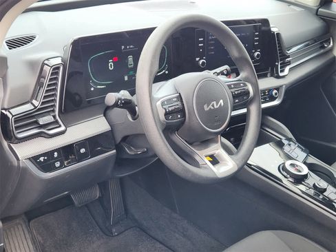Certified 2023 Kia Sportage LX image 2