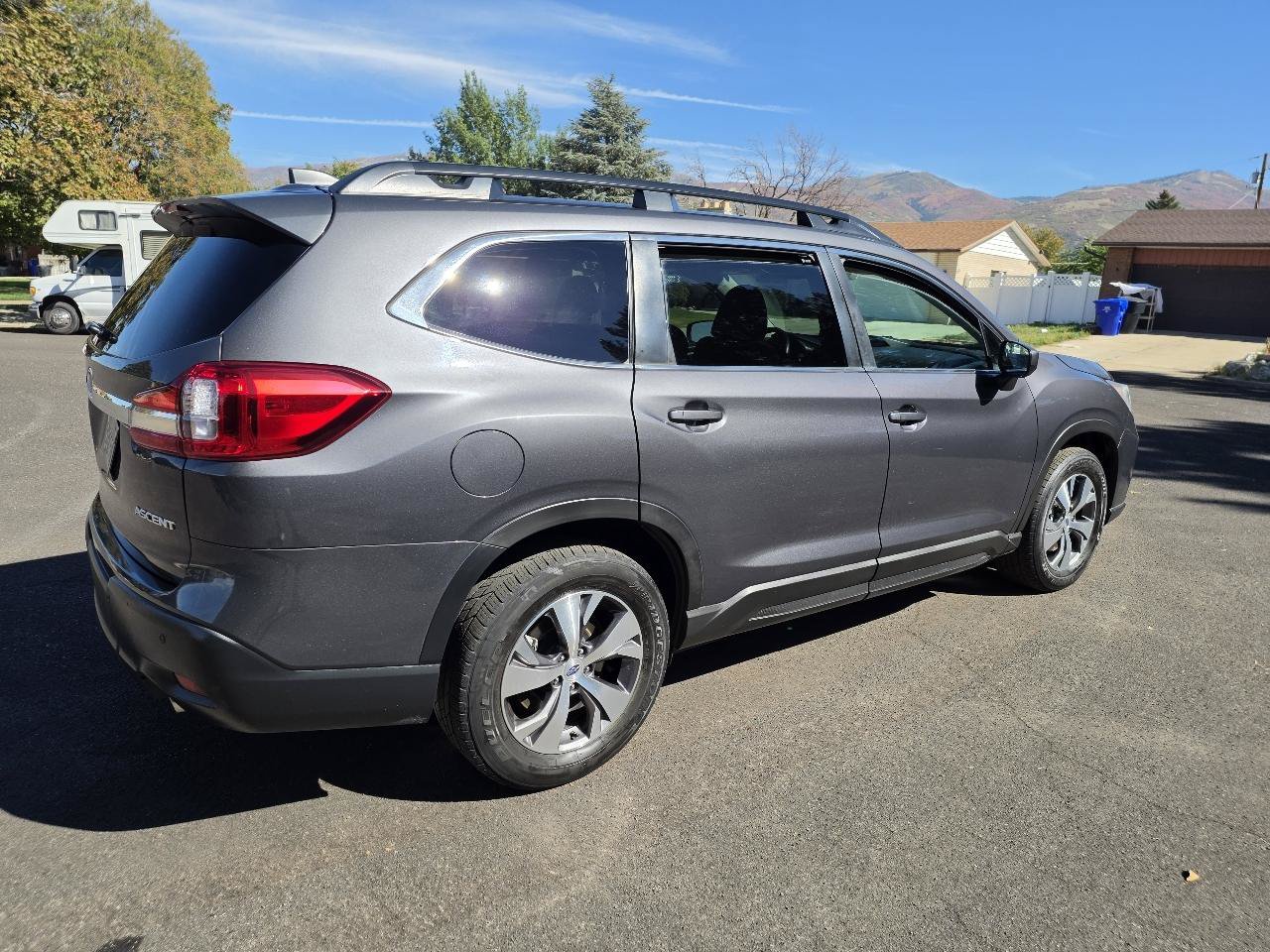 Used 2020 Subaru Ascent Premium w/ Convenience Package AWD/4WD image 5