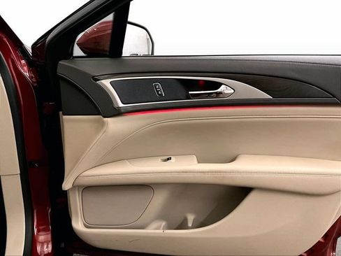 Used 2019 Lincoln MKZ Reserve AWD/4WD image 23