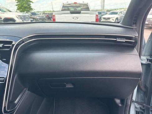 Used 2022 Hyundai Santa Cruz SEL Premium AWD/4WD image 18