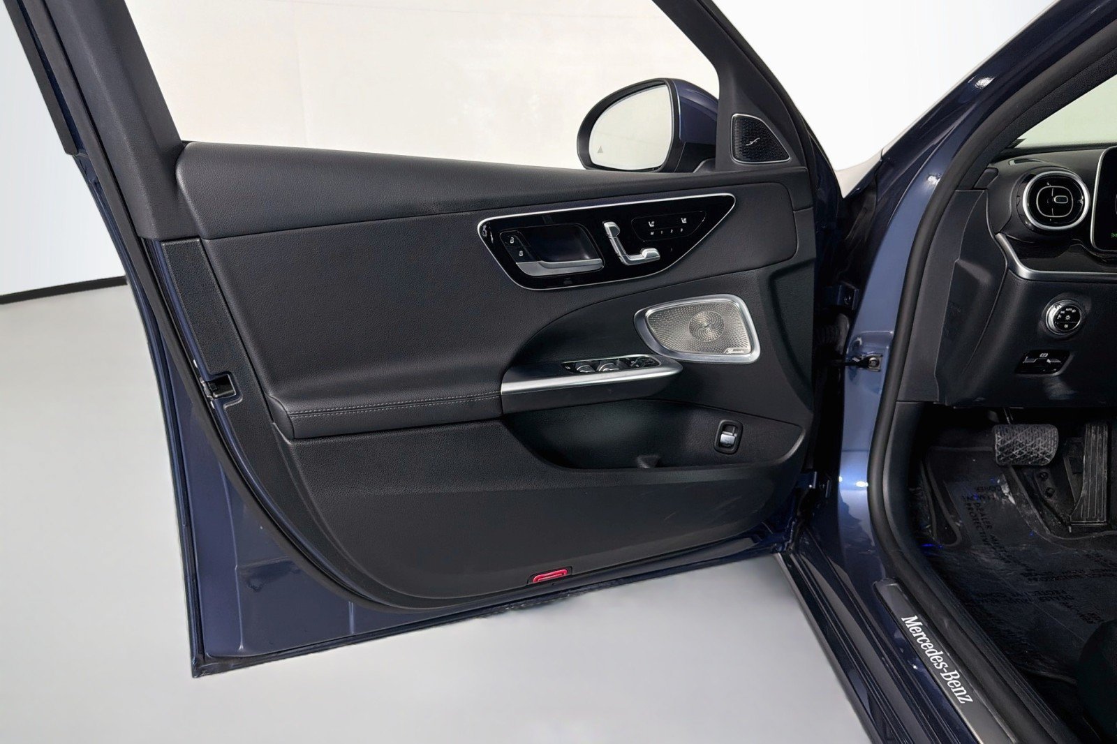 Certified 2024 Mercedes-Benz C 300 Sedan image 21