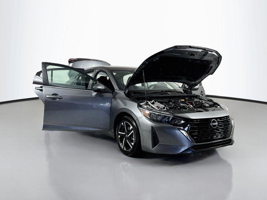 Used 2024 Nissan Sentra SV FWD image 18