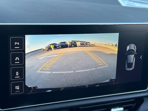 New 2025 Lotus Emira image 17