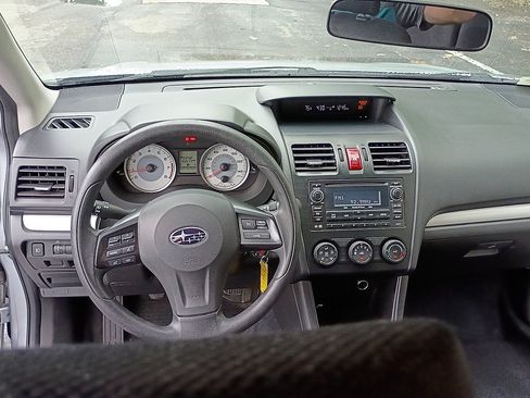 Used 2013 Subaru Impreza 2.0i Premium AWD/4WD image 12