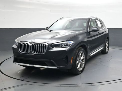 Used 2024 BMW X3 sDrive30i w/ Convenience Package image 9