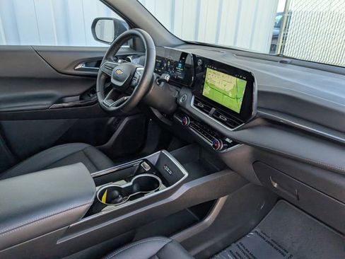 Used 2025 Chevrolet Equinox LT w/ Convenience Package II AWD/4WD image 32