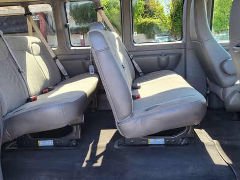 Used 2020 Chevrolet Express 2500 LT w/ LT Preferred Equipment Group RWD image 22